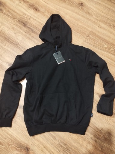 Zdjęcie oferty: Bluza Tommy xl kangurka 