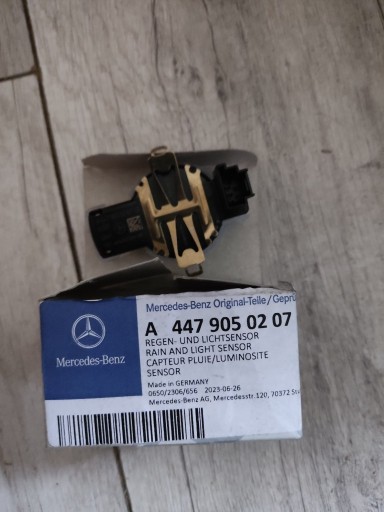 Zdjęcie oferty: MERCEDES VITOA4479050207 CZUJNIK SENSOR DESZCZU