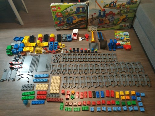 Zdjęcie oferty: Klocki LEGO Duplo tory, pociągi,figurki 2 zestawy