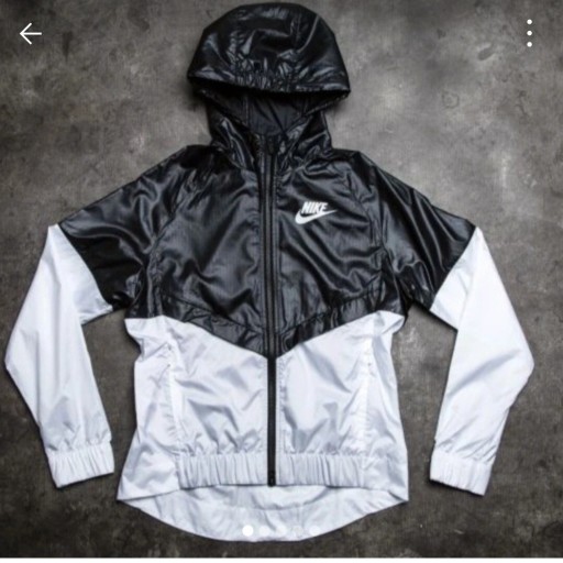 Zdjęcie oferty: Kurtka nike rozmiar XS stan bdb windrunner jacket 