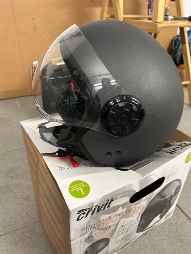 Zdjęcie oferty: Kask skuter motocykl rozmiar L