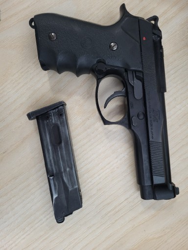 Zdjęcie oferty: ASG replika pistoletu Tokyo Marui Beretta M92F