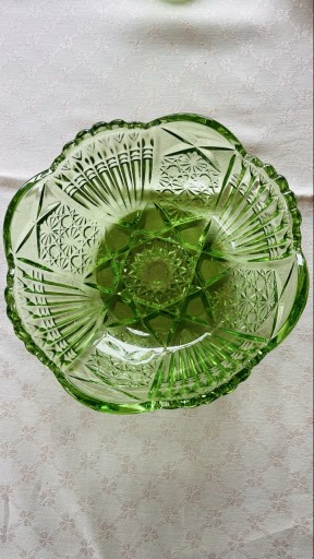 Zdjęcie oferty: Owocarka kolor zielone jabłuszko huta szkła ząbkowice