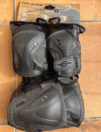 Zdjęcie oferty: Komplet ochraniaczy Rollerblade M