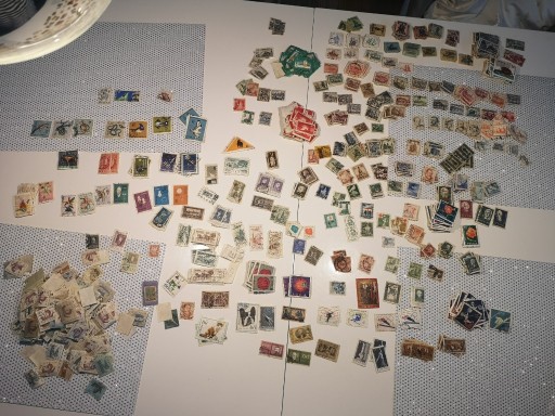 Zdjęcie oferty: Duży zestaw znaczków pocztowych z okresu PRL u