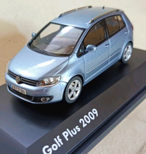 Zdjęcie oferty: VW volkswagen GOLF V PLUS 5 2009 schuco 1/43 model