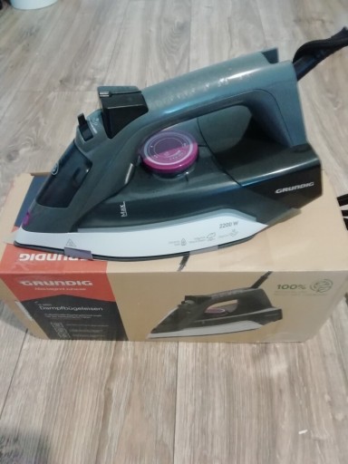 Zdjęcie oferty: Żelasko Grundig 2200W SI4850 