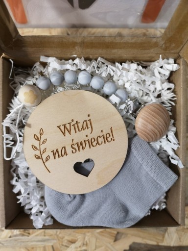 Zdjęcie oferty: Zestaw prezentowy dla noworodka gift box chrzest