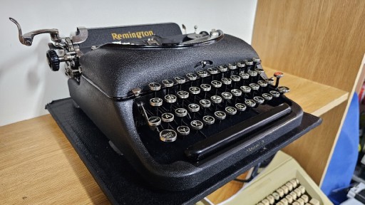 Zdjęcie oferty: Maszyna do pisania zabytkowa Remington model 5