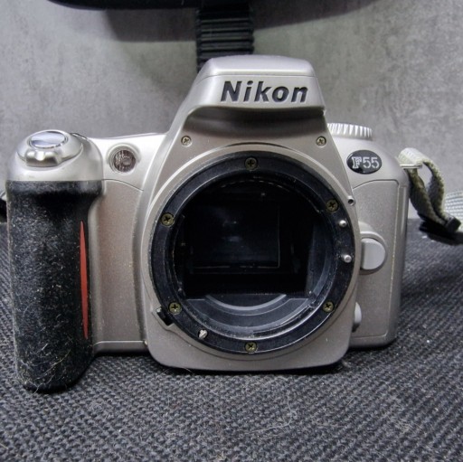 Zdjęcie oferty: Aparat Nikon F55 Body