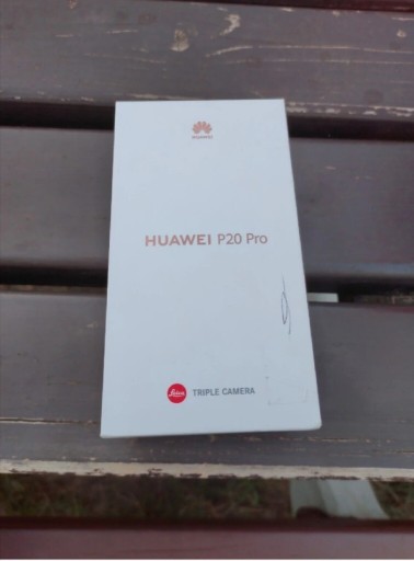 Zdjęcie oferty: Bardzo ładny Huawei P20 pro. 6/128 GB. Czarny 