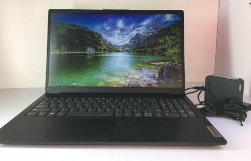 Zdjęcie oferty: Laptop Lenovo V15 G2