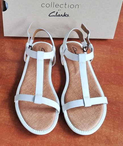 Zdjęcie oferty: Białe skórzane sandały Clarks r. 38-39 nowe 