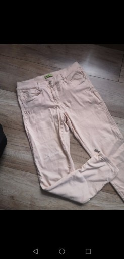 Zdjęcie oferty: Spodnie damskie Versace Jeans