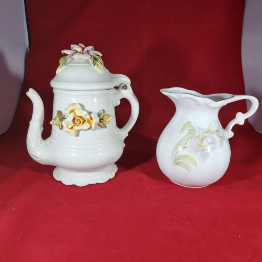 Zdjęcie oferty: Porcelanowe dzbanki Bassano i Royal Albert #31