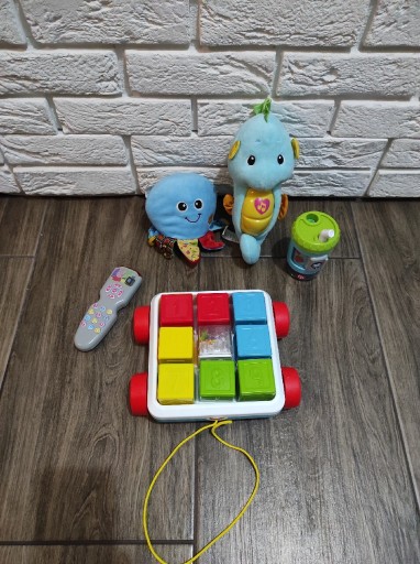 Zdjęcie oferty: Zestaw zabawek Fisher Price, Smily Play i inne 