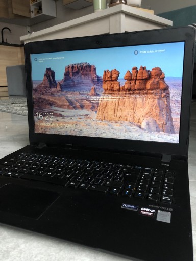 Zdjęcie oferty: Laptop Essentiel M210008