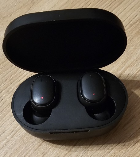 Zdjęcie oferty: Słuchawki Xiaomi Mi True Wireless Earbuds Basic