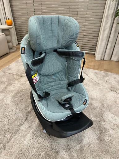 Zdjęcie oferty: Obrotowy fotelik samochodowy BeSafe iZi Twist i-Size