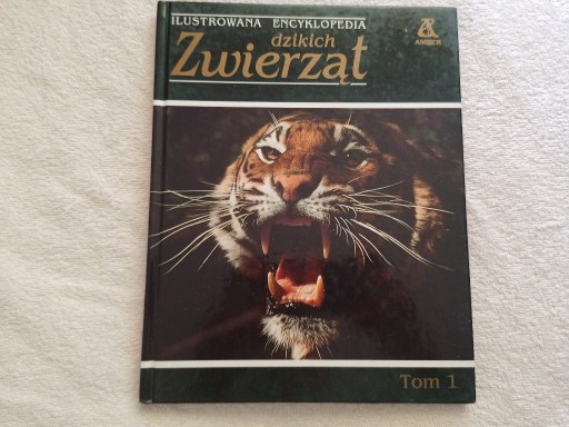 Zdjęcie oferty: Ilustrowana encyklopedia dzikich zwierząt Tom 1