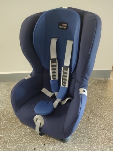 Zdjęcie oferty: Fotelik Britax Römer DUO PLUS Isofix  (9-18 kg)