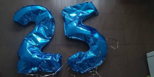 Zdjęcie oferty: Balony foliowe cyfry 25,  2,5 86 cm