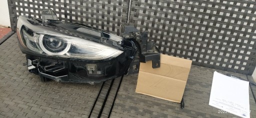 Zdjęcie oferty: Reflektor Mazda 6 gl Full Led  