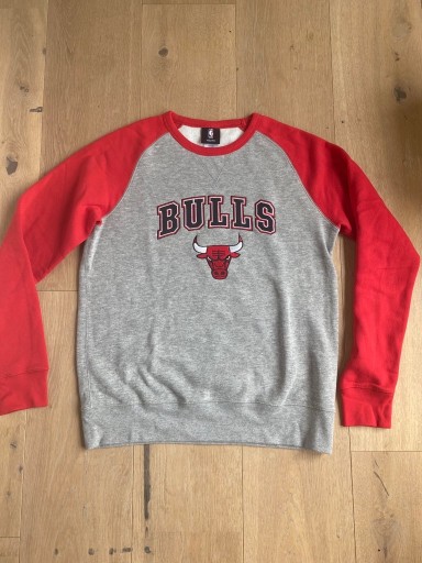 Zdjęcie oferty: Bluza Bulls NBA Youth XL 18/20