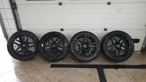 Zdjęcie oferty: Kute Felgi Mercedes AMG 19"