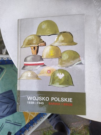 Zdjęcie oferty: Wojsko Polskie 1939-1945 Barwa i Broń 1984