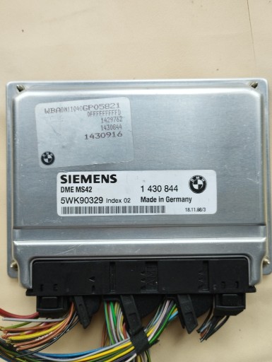 Zdjęcie oferty: komputer sterownika silnika bmw e39 2.0i 1430844