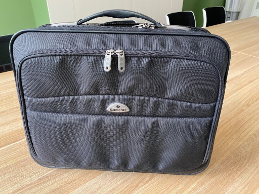 Zdjęcie oferty: Bardzo duża torba do laptopa Samsonite 18'
