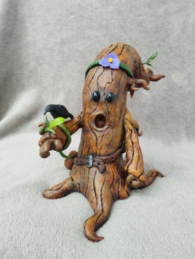 Zdjęcie oferty: Drzewna wróżka, figurka kolekcjonerska