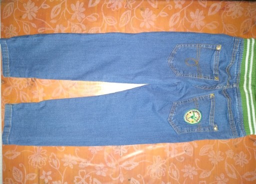 Zdjęcie oferty: Spodnie jeansy 5 10 15 r. 122