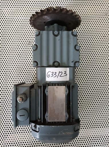 Zdjęcie oferty: Motoreduktor SEW-Eurodrive Typ R17 DRS71S4/TH