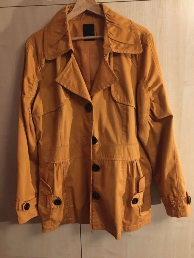 Zdjęcie oferty: Pomarańczowy płaszcz VERO MODA