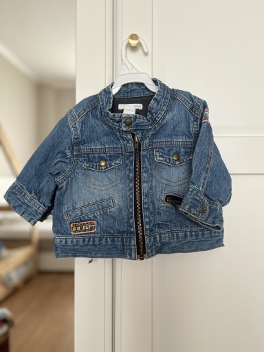 Zdjęcie oferty: H&M baby kurtka jeansowa niemowleca rozmiar 68 cm