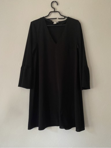 Zdjęcie oferty: Sukienka mała czarna mini falbany H&M 36/S