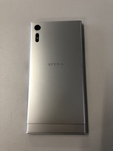 Zdjęcie oferty: Tył klapka SONY XZ F8331 F8332 SILVER