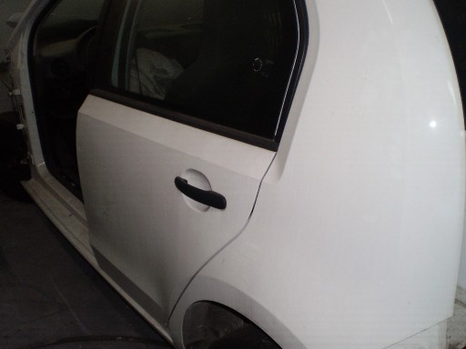 Zdjęcie oferty: próg vw up citigo  seat mii  LB9A