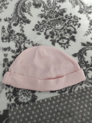 Zdjęcie oferty: George różowa czapeczka r. 38 cm 