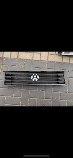 Zdjęcie oferty: Volkswagen Jetta mk1 1982r grill atrapa przednia