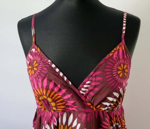 Zdjęcie oferty: Ciekawa suknia Avanti, r. S 36