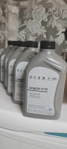 Zdjęcie oferty: Oryginalny olej Volkswagen LongLife 4FE 0W-20 