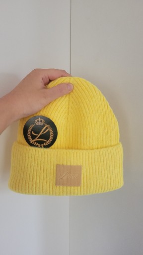 Zdjęcie oferty: Woolk Polska Czapka nowa żółta z wełną Cieplutka 