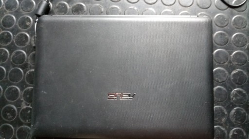 Zdjęcie oferty: Netbook ASUS X101CH