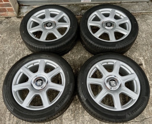 Zdjęcie oferty: Rolls Royce Cullinan Orginalne/OEM 21” 7 Ramienne Alloy Felgi z oponami