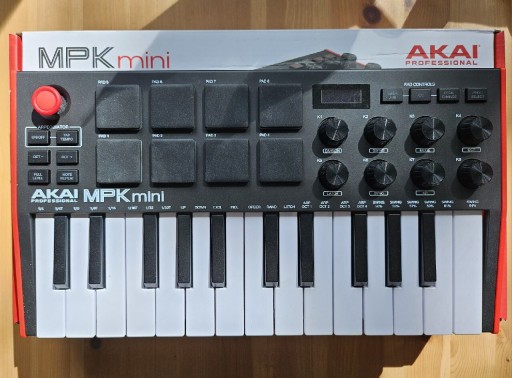 Zdjęcie oferty: Klawiatura MIDI AKAI MPK Mini MK3