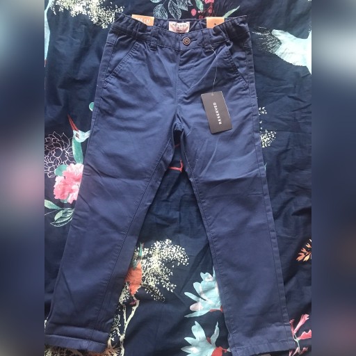 Zdjęcie oferty: Spodnie Reserved rozm.116, 5-6 lat 