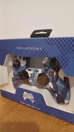 Zdjęcie oferty: Pad przewodowy PS4/PC Custom Controllers blue moro